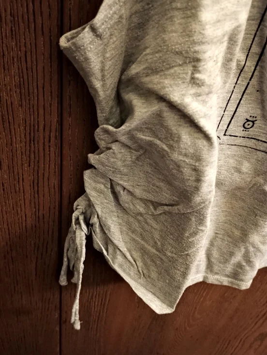 No Boundaries Grey & Bronze Sun Graphic Muscle Tee - Picture 3 of 5